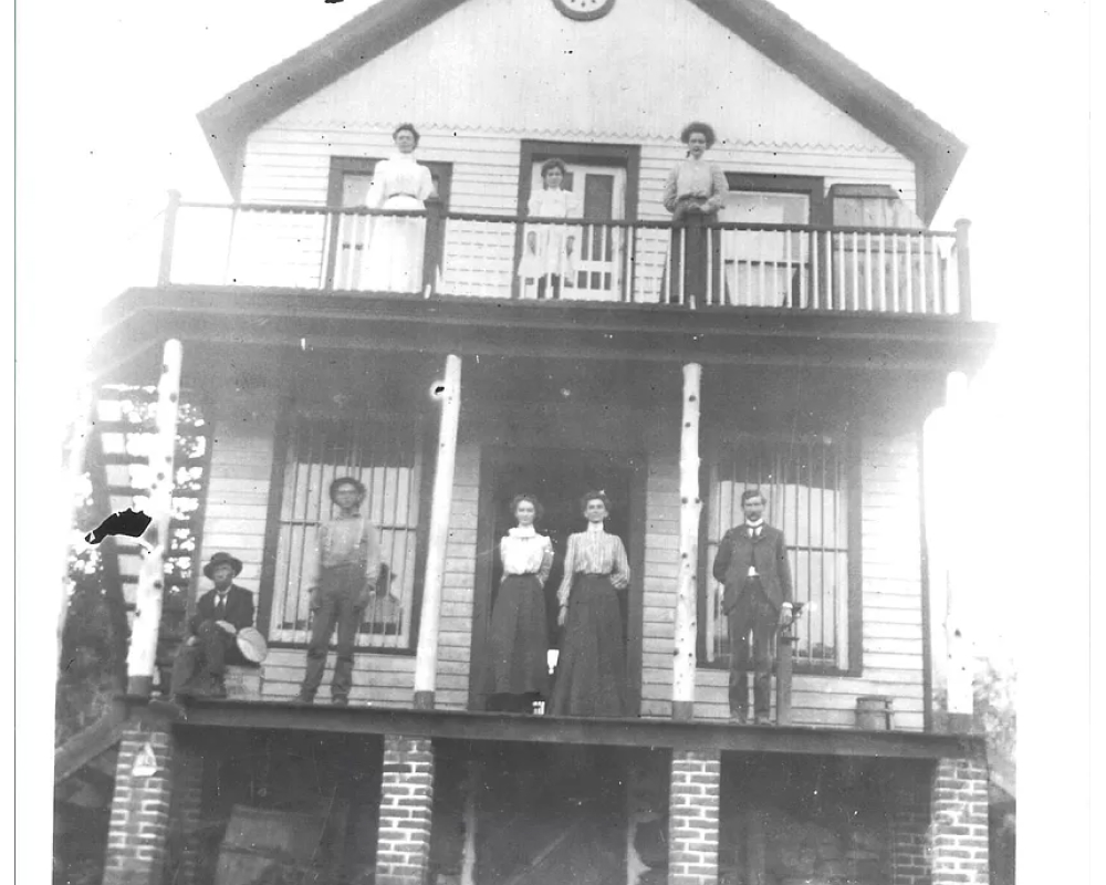 Cover Image for A Historic General Store on 14 Acres for Sale in Bedford